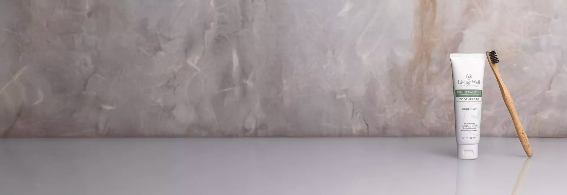 Remineralizing toothpaste with Hydroxyapatite